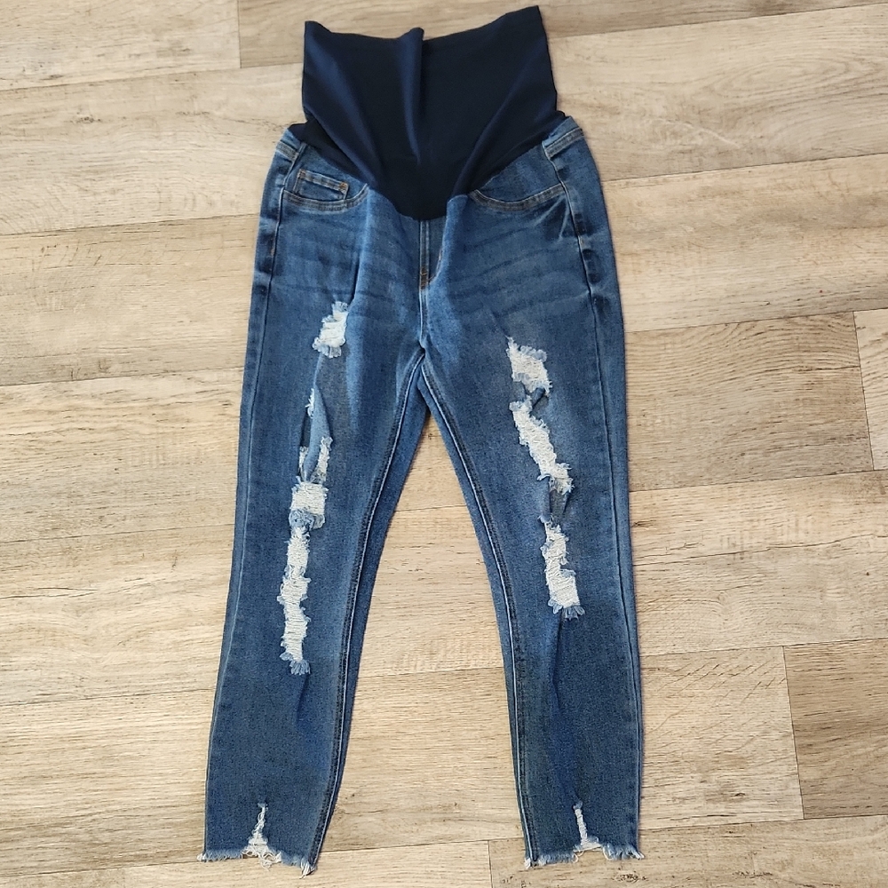 Stylish Blue Distressed Women Jeans